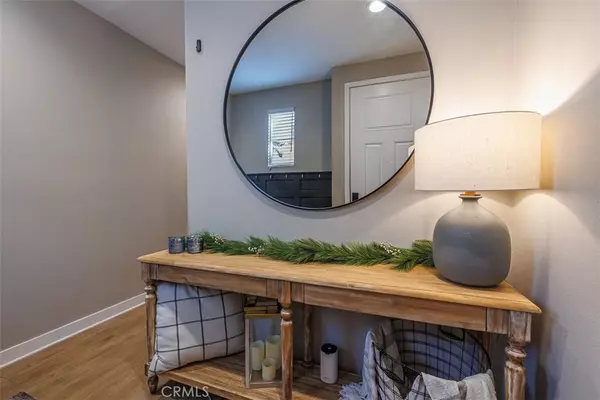 Glendora, CA 91741,541 W Foothill Blvd. #94