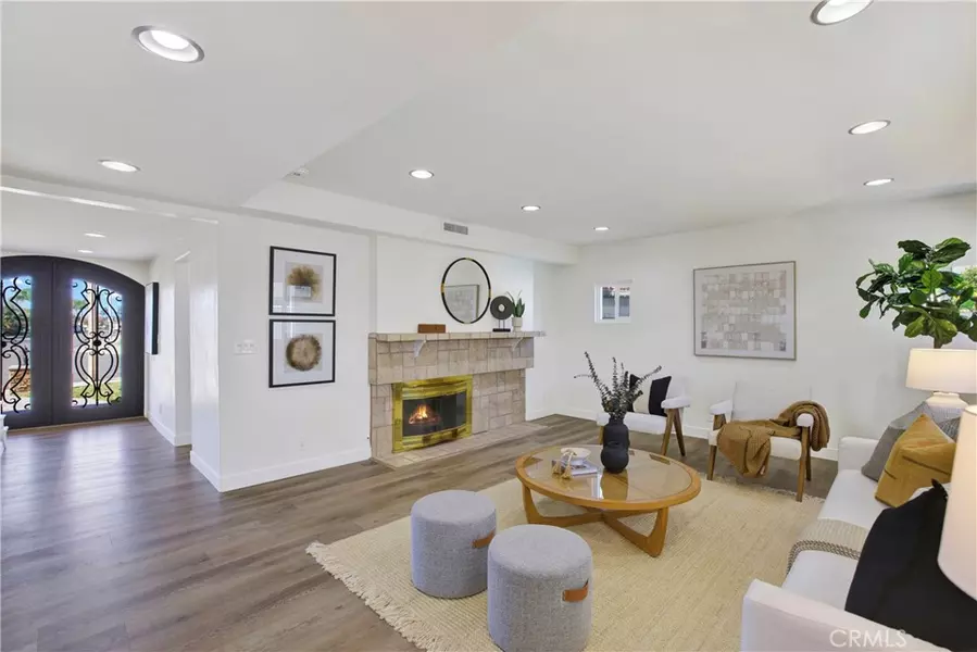 449 S Wellington, Orange, CA 92869