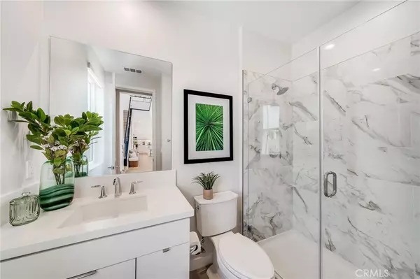 Lake Forest, CA 92630,301 Brackens