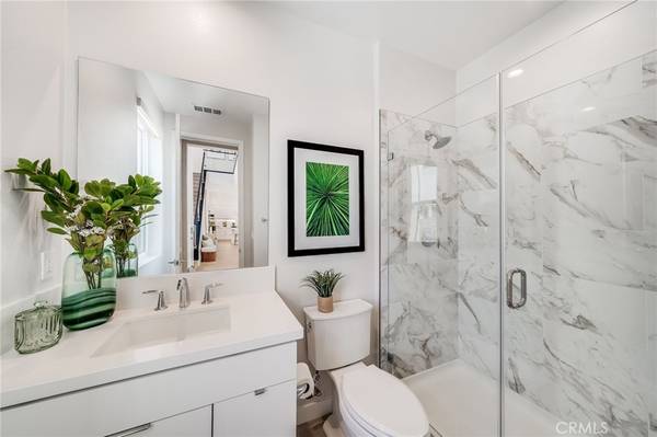 Lake Forest, CA 92630,301 Brackens