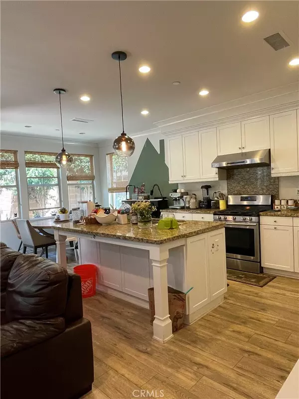 Irvine, CA 92620,31 Larkfield