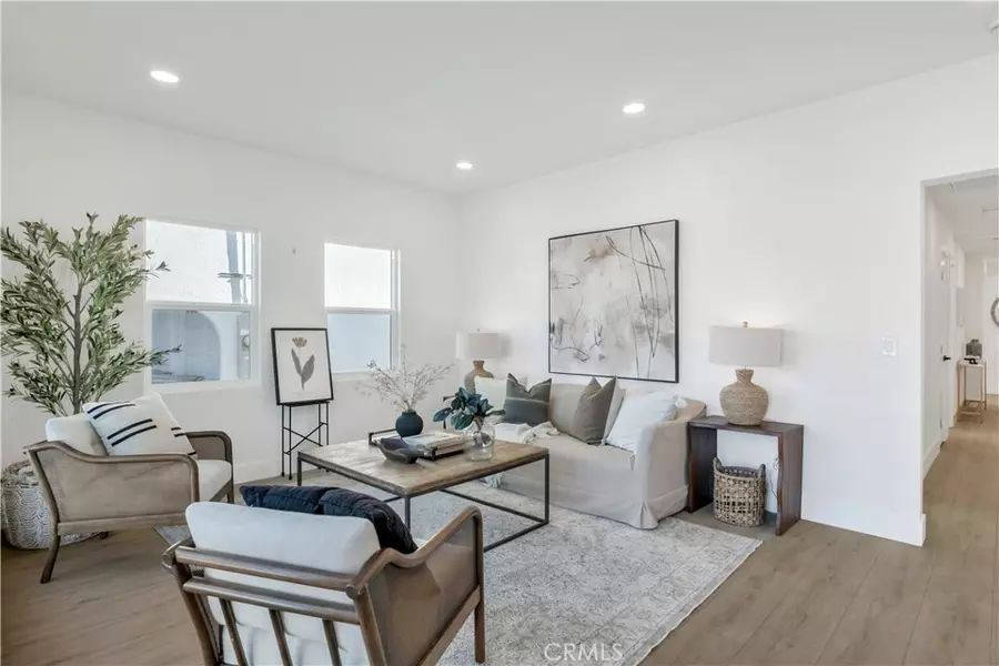 834 W 95th, Los Angeles, CA 90044