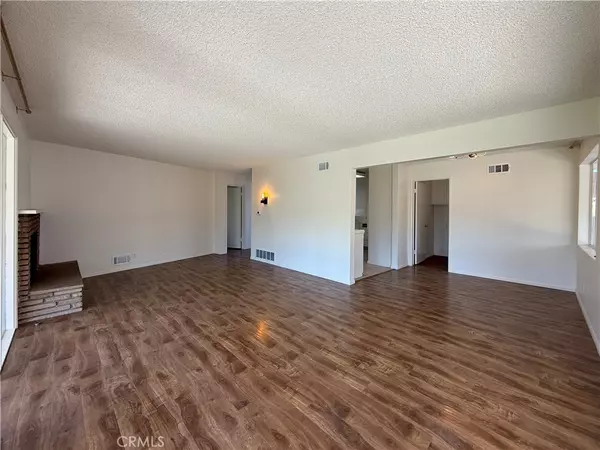 Garden Grove, CA 92841,9822 Joyzelle Dr