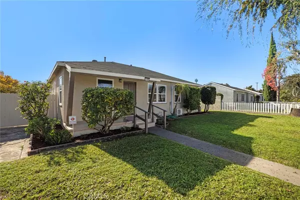 Fullerton, CA 92833,2100 W Valencia DR