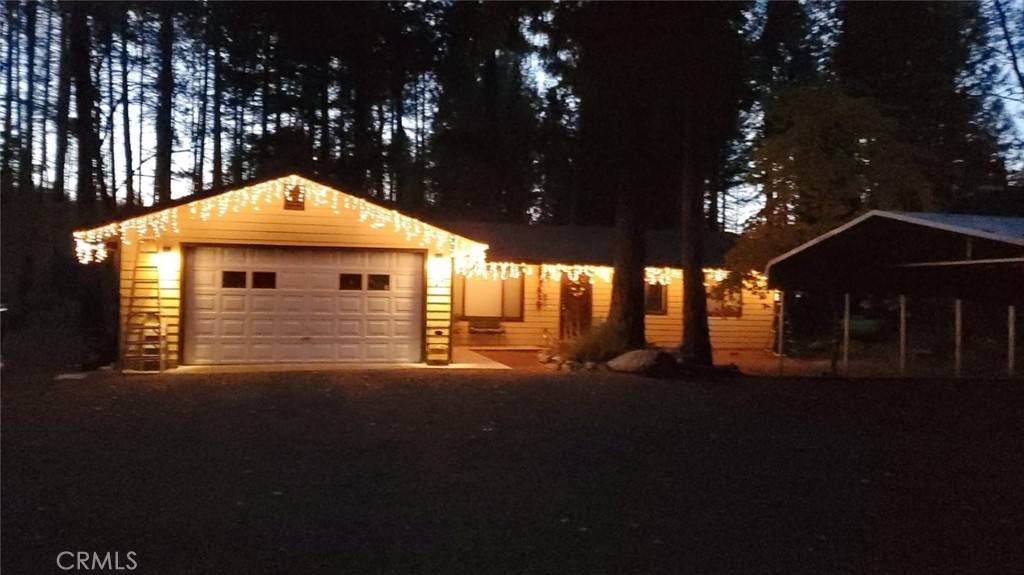 27 Cedar LN, Berry Creek, CA 95916