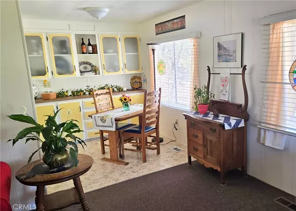 Oroville, CA 95966,235 Fernwood AVE