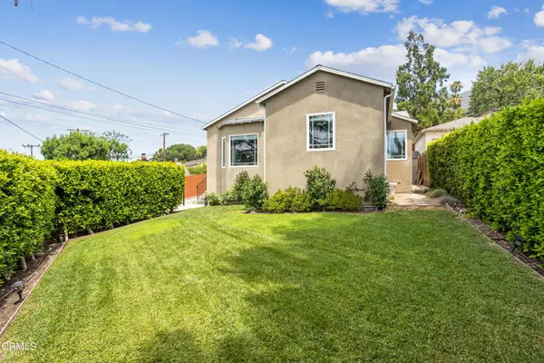 2947 Adams ST, La Crescenta, CA 91214