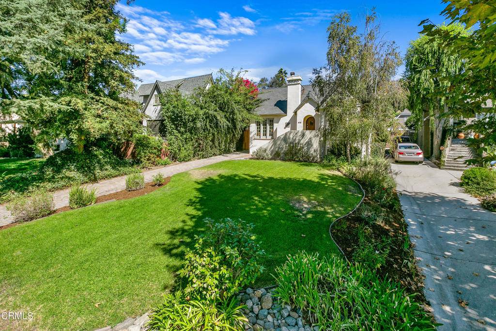Altadena, CA 91001,415 E Poppyfields DR