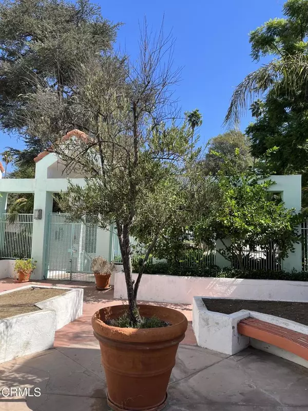 Glendale, CA 91201,1340 Glenwood RD #10