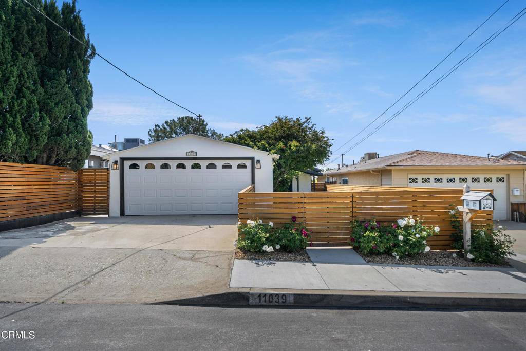 Sunland, CA 91040,11039 Leolang AVE