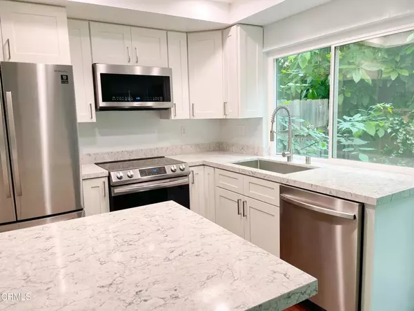 Duarte, CA 91010,1432 Royal Oaks DR