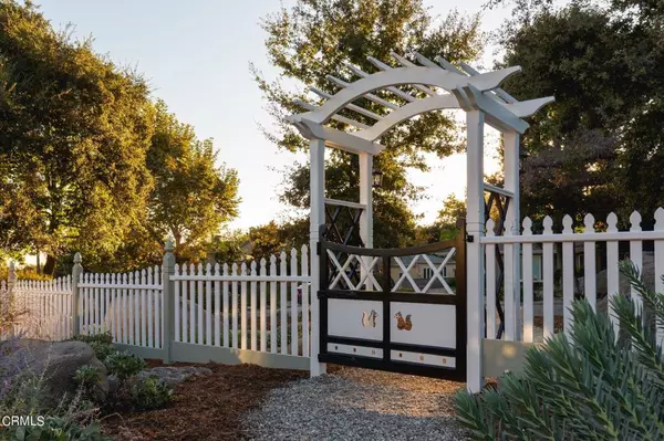 Altadena, CA 91001,2182 Grand Oaks AVE