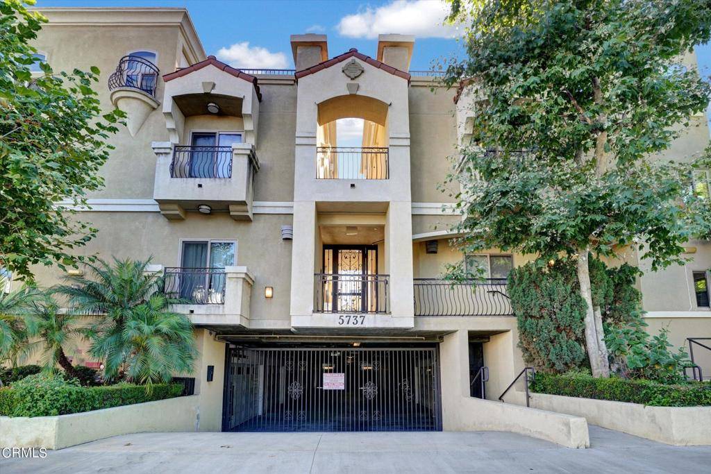 5737 Camellia AVE #110, North Hollywood, CA 91601