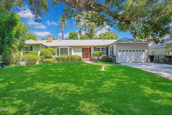1451 Descanso DR, La Canada Flintridge, CA 91011