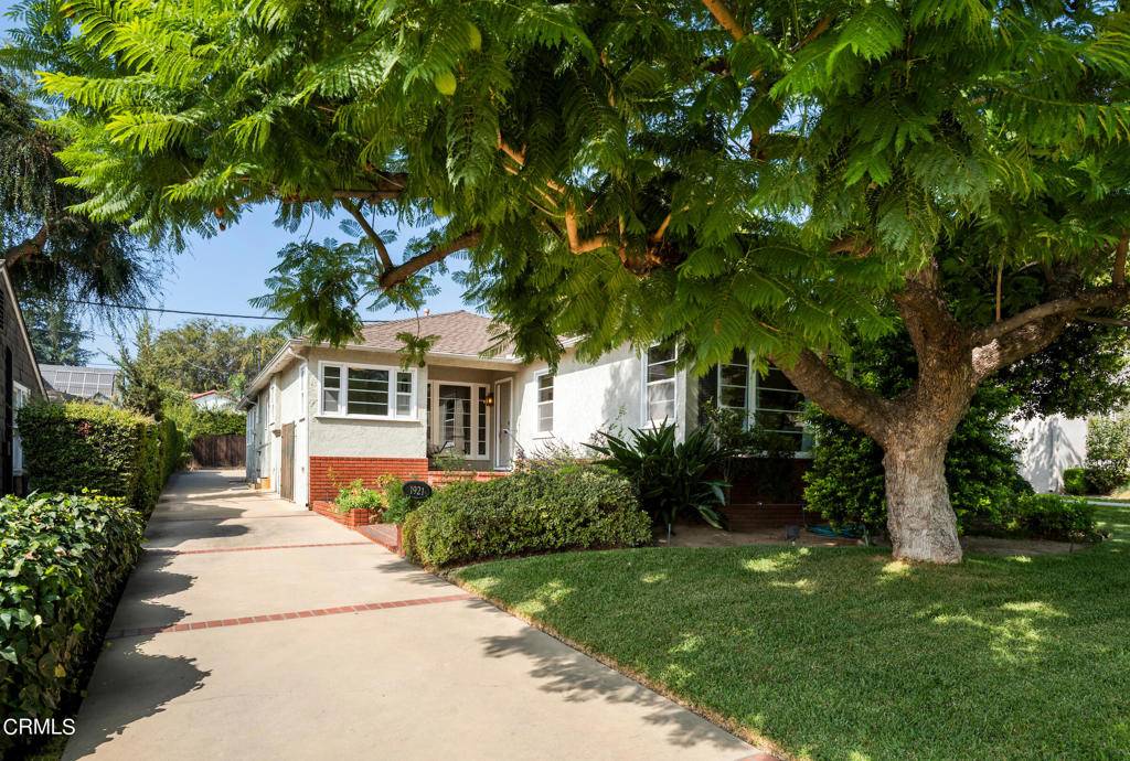 Altadena, CA 91001,1921 N Harding AVE