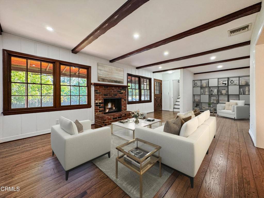 La Crescenta, CA 91214,5028 El Adobe LN