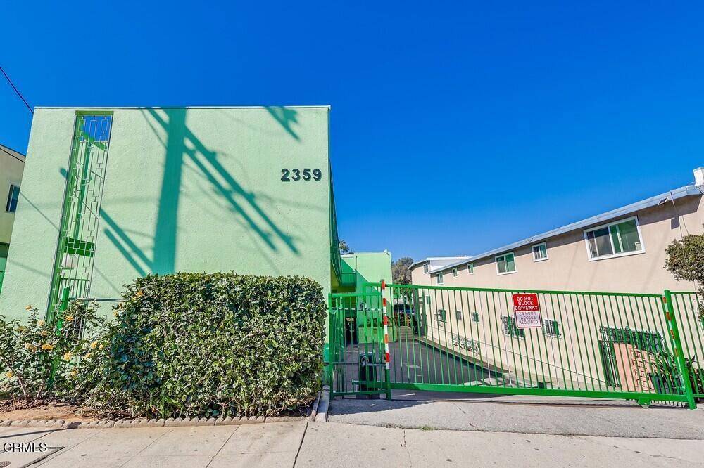 Los Angeles, CA 90039,2359 Glendale BLVD #2