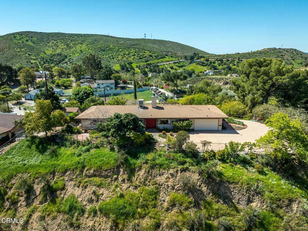 Sunland, CA 91040,10738 Plateau DR