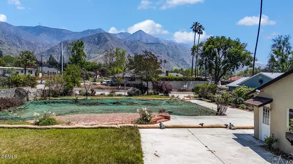 2221 Sinaloa Ave, Altadena, CA 91001