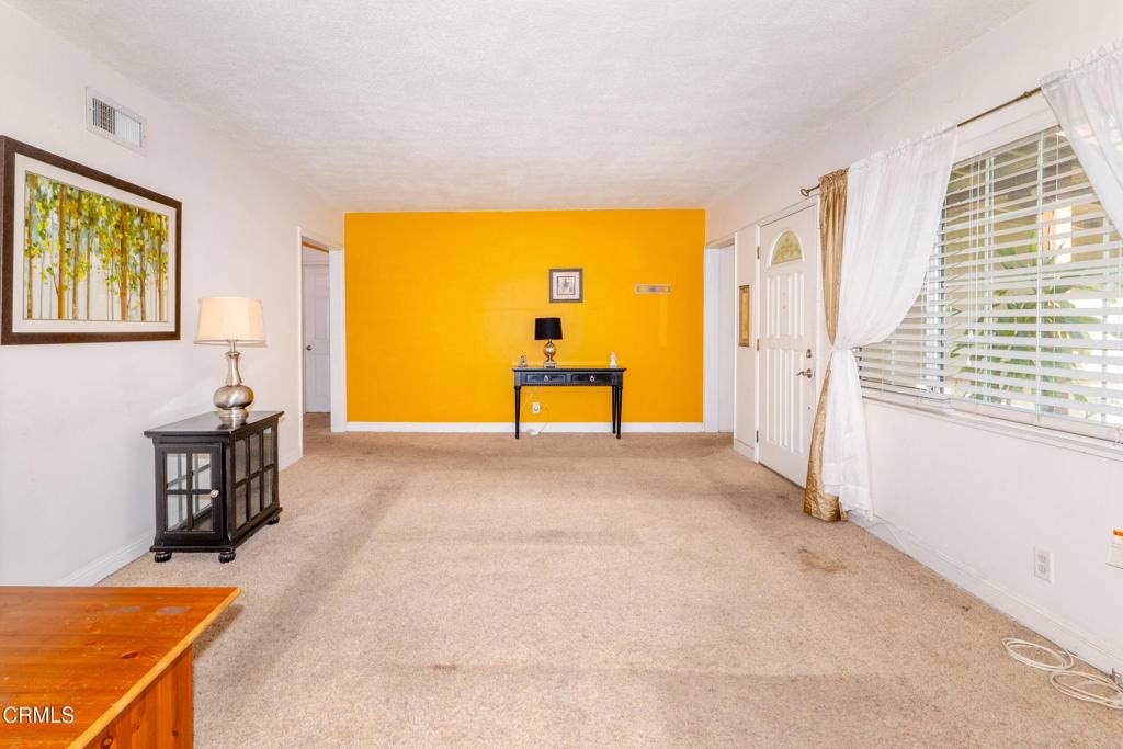Ontario, CA 91764,558 E 5th ST