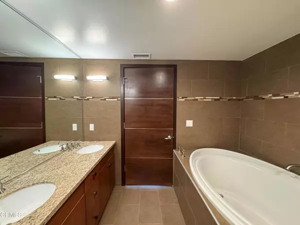 San Gabriel, CA 91776,420 E Las Tunas DR #3E