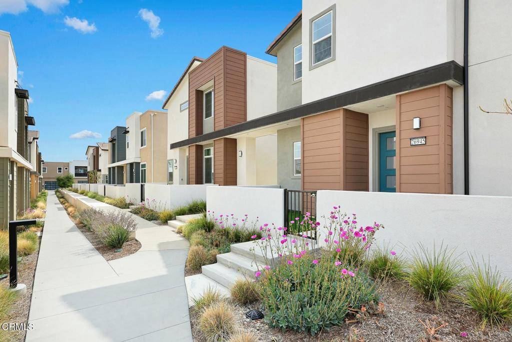 Valencia, CA 91381,26945 Nature View PL