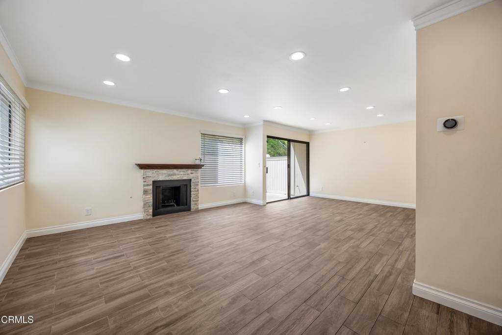 Sunland, CA 91040,10508 Sunland BLVD #4