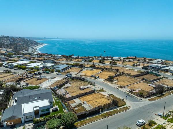 18449 Kingsport DR, Malibu, CA 90265