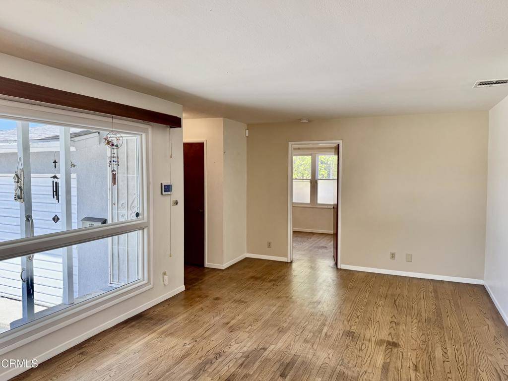 North Hills, CA 91343,9722 Natick AVE