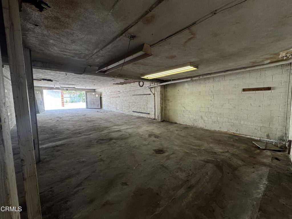Pasadena, CA,3207 E Foothill BLVD