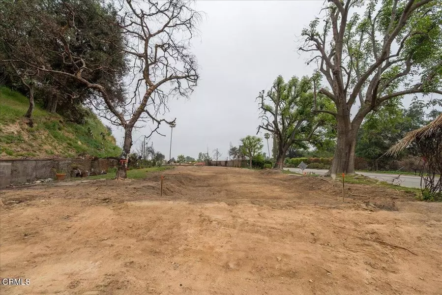 1369 E Loma Alta DR, Altadena, CA 91001