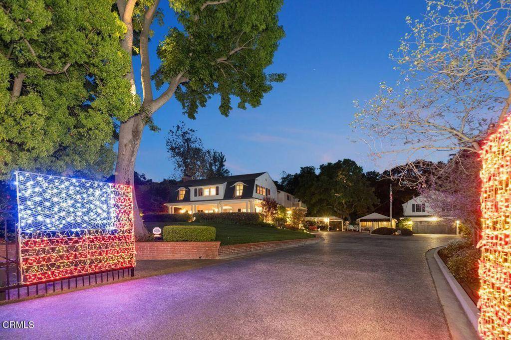La Canada Flintridge, CA 91011,700 Flintridge AVE