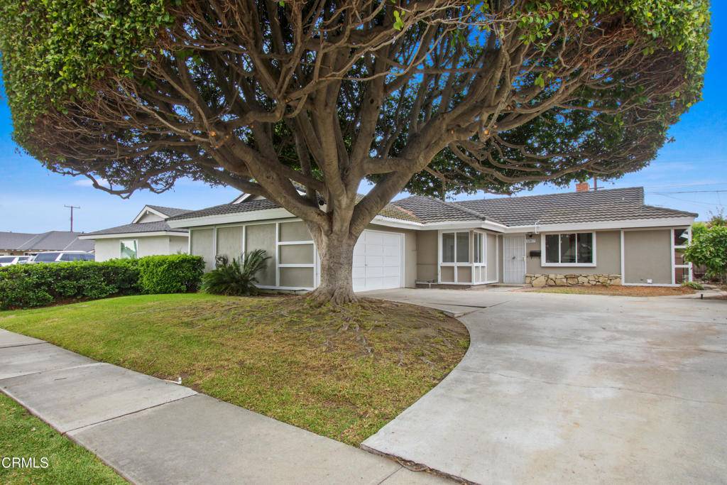 12817 Meadow Green RD, La Mirada, CA 90638