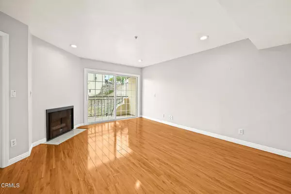 Los Angeles, CA 90032,4760 Templeton ST #3222