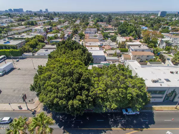 Los Angeles, CA 90038,5426 Melrose AVE