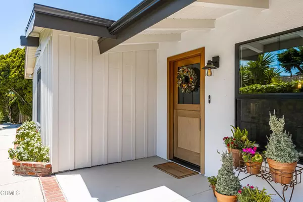1847 W Palmyra AVE, Orange, CA 92868