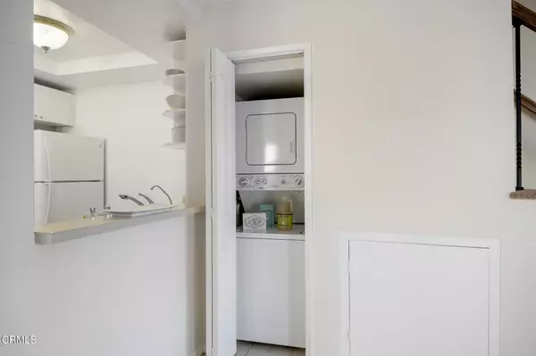 Altadena, CA 91001,2680 Lake AVE #1