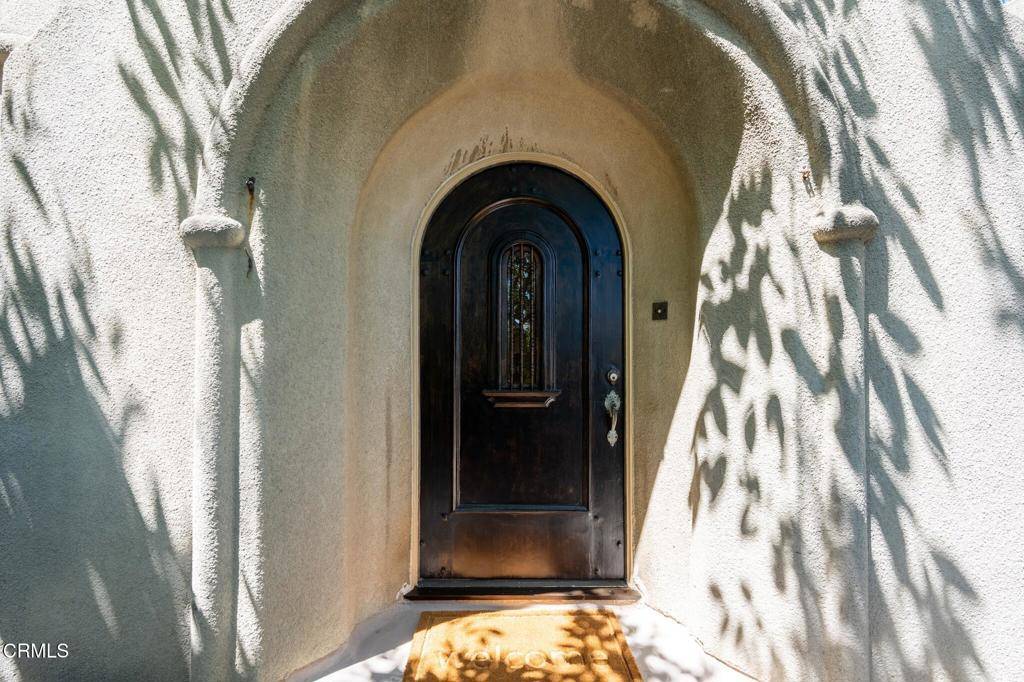 Glendale, CA 91208,2707 Hermosita DR