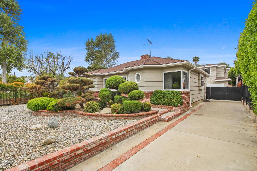 5131 Greenbush AVE, Sherman Oaks, CA 91423