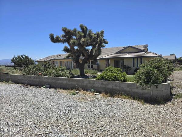 12780 Fir ST, Oak Hills, CA 92344