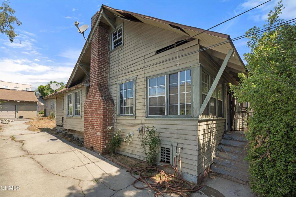 Los Angeles, CA 90032,3741 Locke AVE