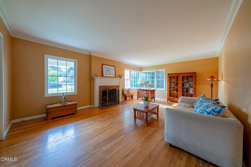 Altadena, CA 91001,1736 Craig AVE
