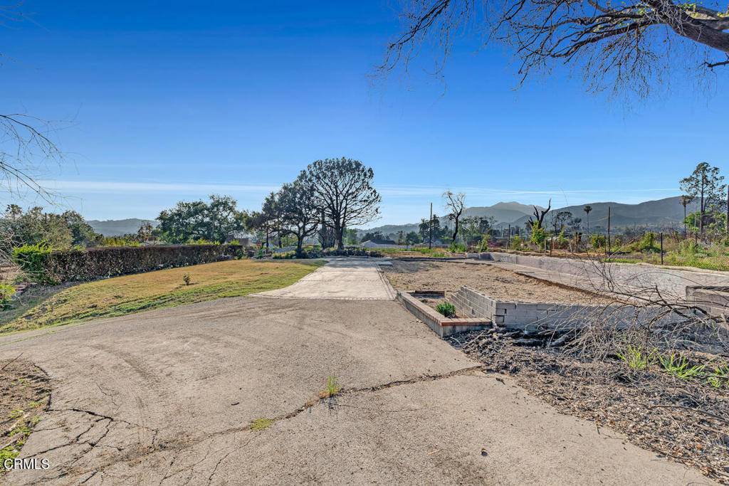 Altadena, CA 91001,235 W Poppyfields DR