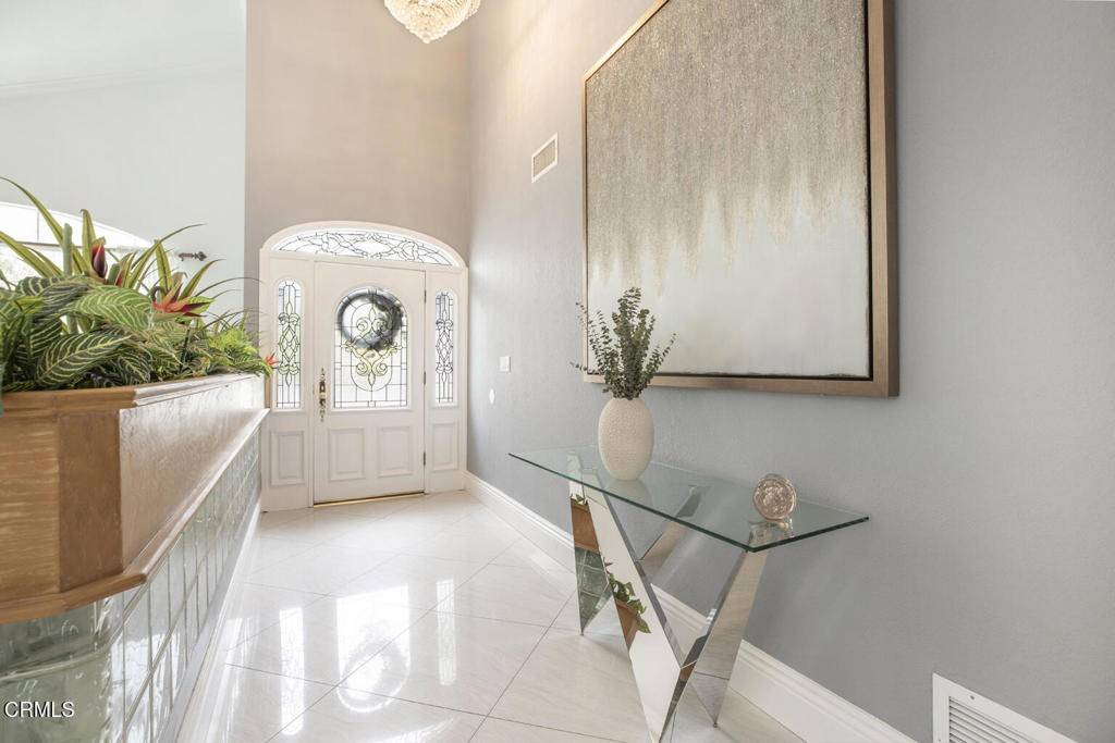 Sun Valley, CA 91352,8857 Bluffdale Dr