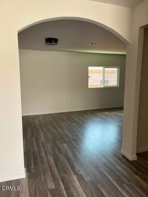 Tujunga, CA 91042,10031 Marcus AVE