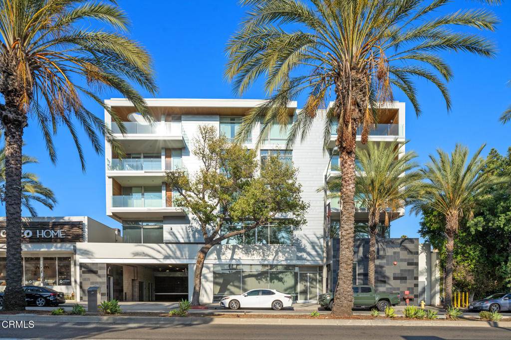 482 S Arroyo Pkwy #405, Pasadena, CA 91105