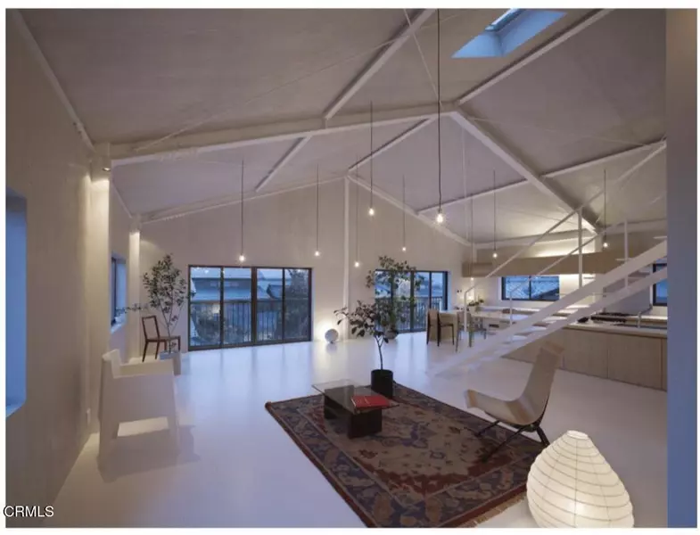 718 Museum DR, Los Angeles, CA 90065