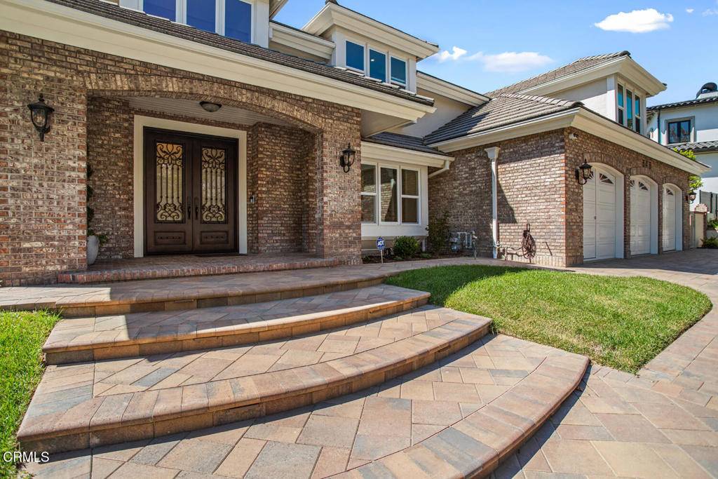 La Canada Flintridge, CA 91011,848 Greenridge DR