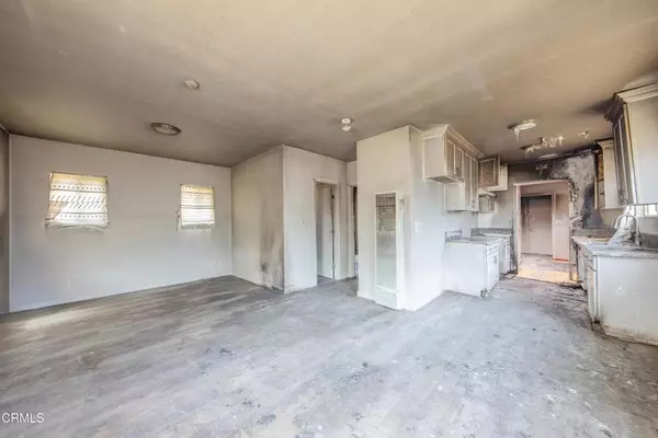 Los Angeles, CA 90043,6622 5th AVE