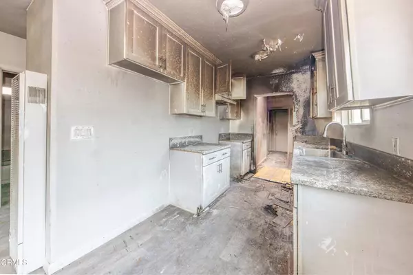 Los Angeles, CA 90043,6622 5th AVE